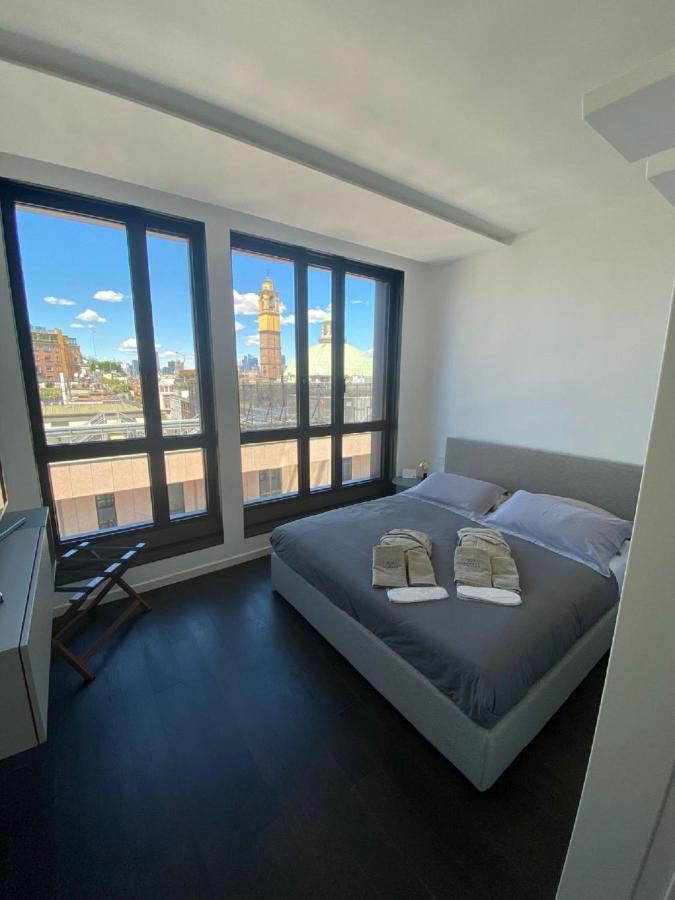 Apartment Number House - Number 11 *